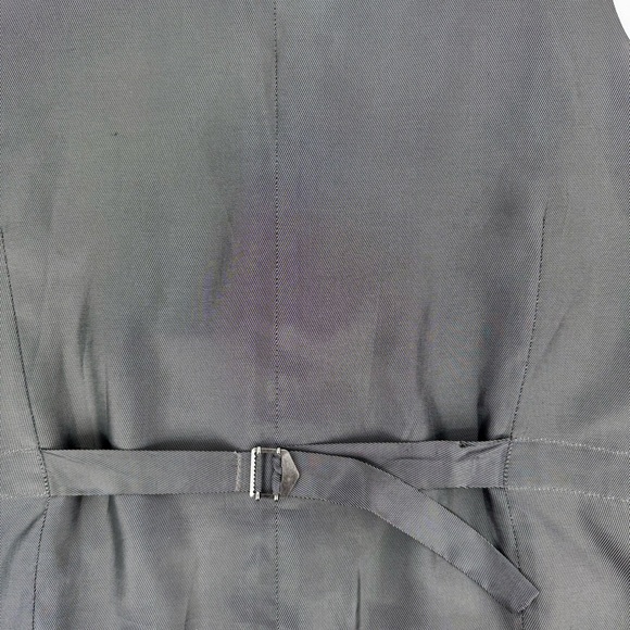 Egara Slim Fit Grey Wool Vest - Picture 8 of 8